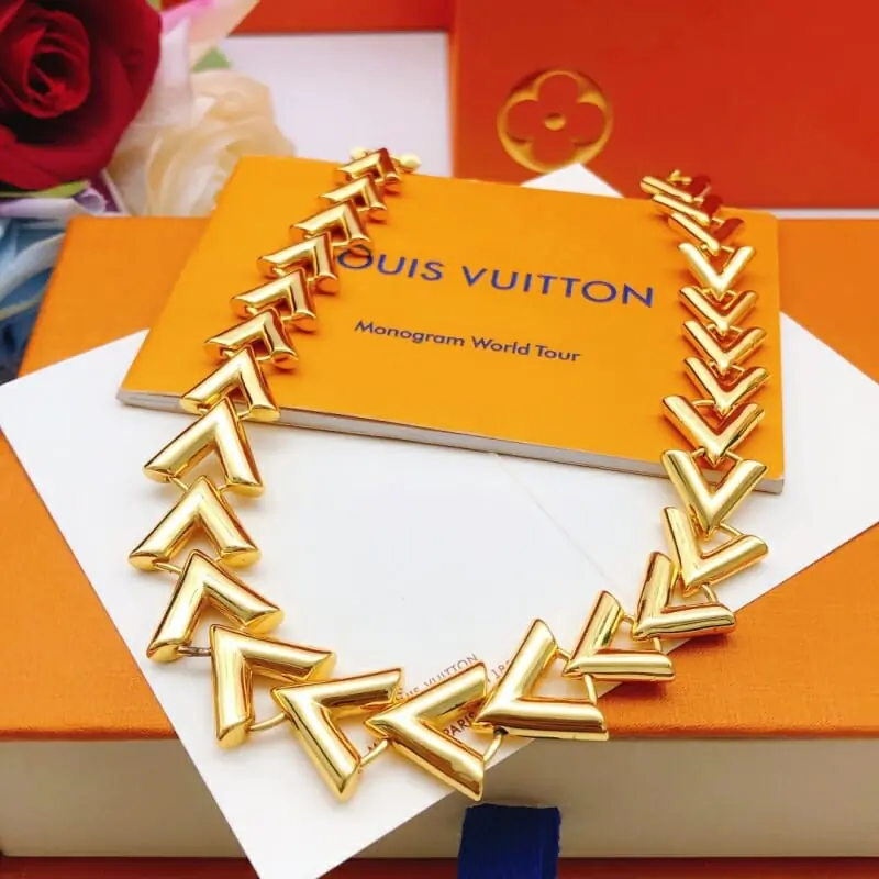 louis vuitton collier s_123a2663